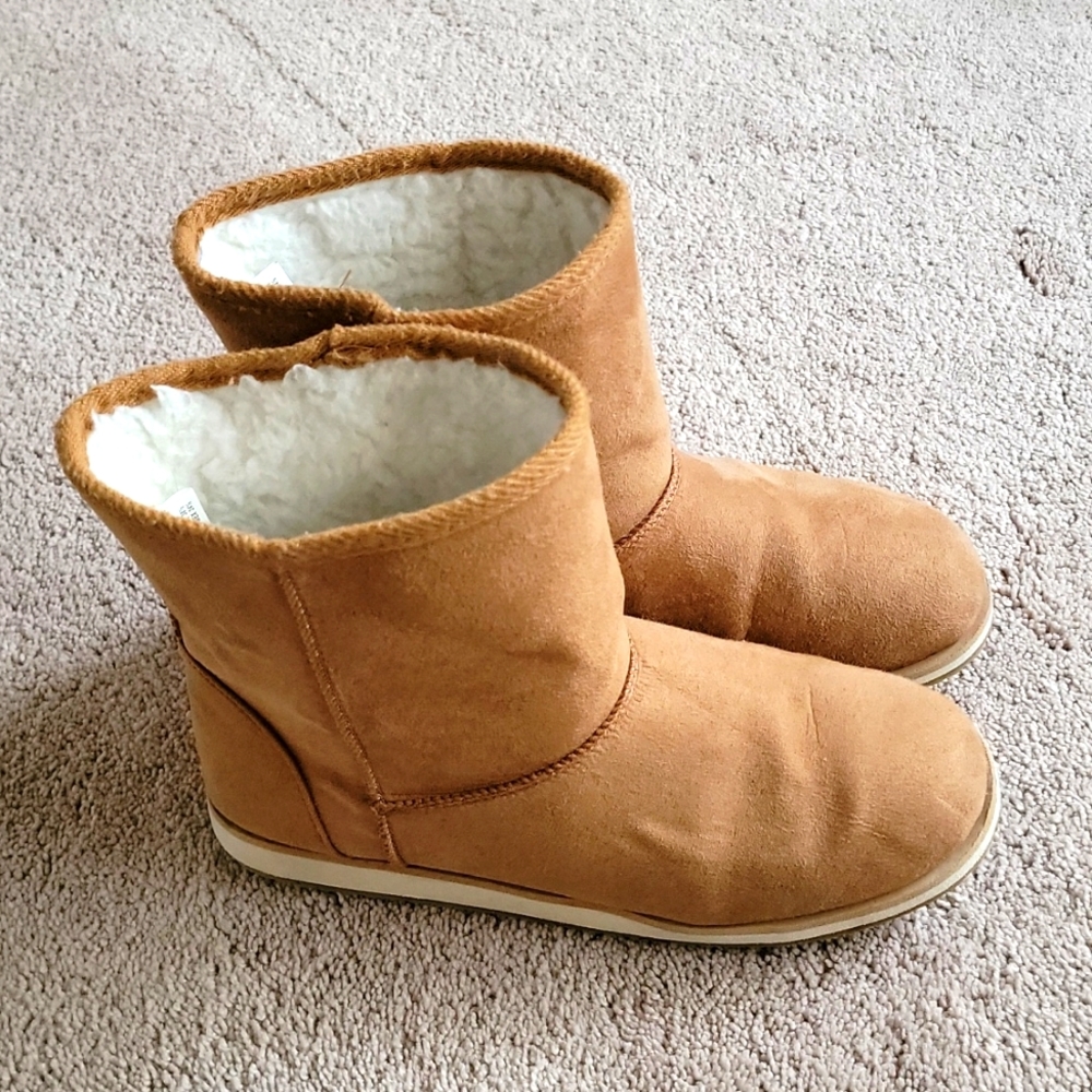 Offbrand Lined Brown Boots - Size 6